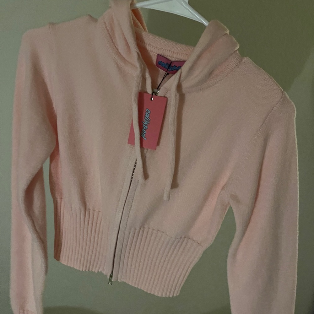 Edikted Pink Cropped Hoodie Sweater